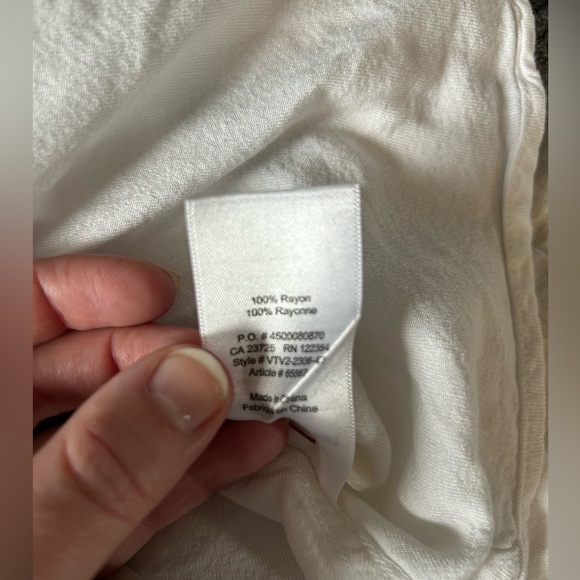 Sunday best white blouse - Picture 4 of 5